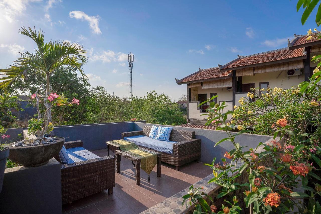 Terrace Garden Homestay And Spa Jimbaran  Exterior photo